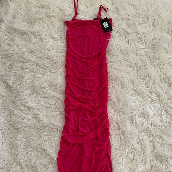 NWT Fashion Nova ruched dress - Picture 8 of 8